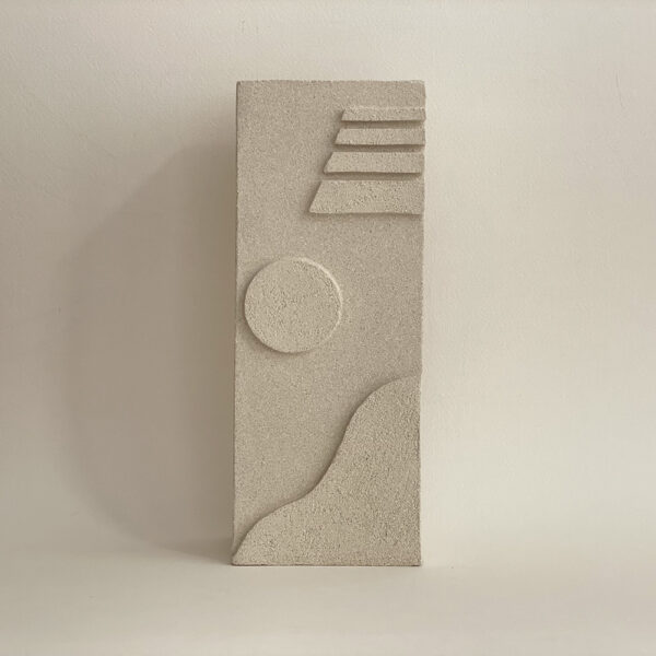 Vase Rivage rectangulaire étroit en grès blanc chamotté – Laure Pollet